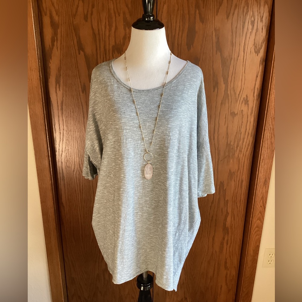 COPY - LuLaRoe Irma Tunic Top